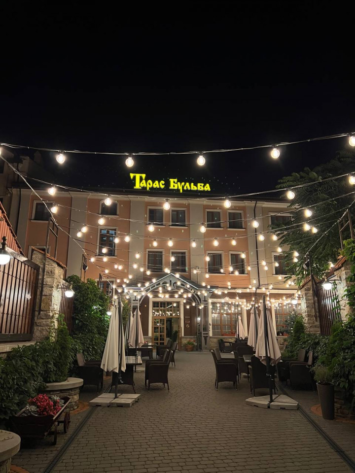 Готель Тарас Бульба 4